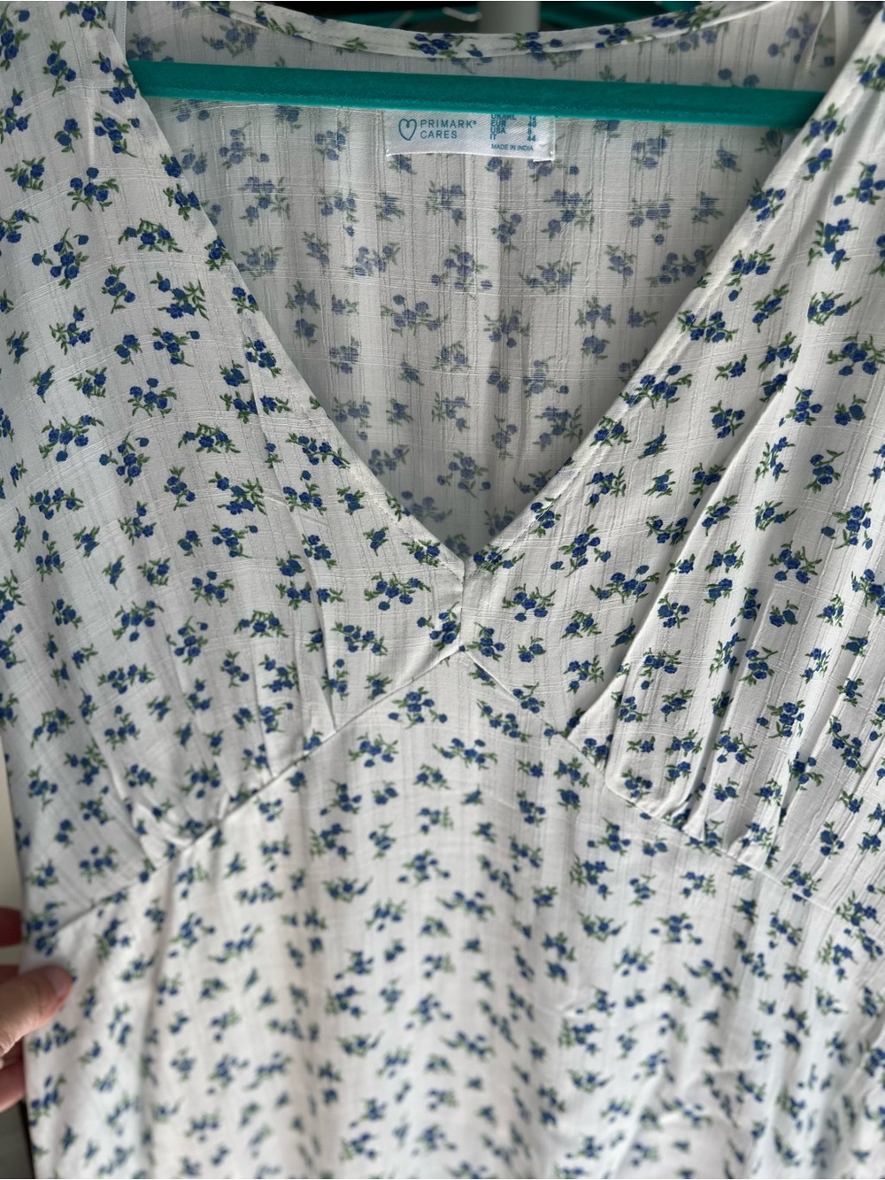 Summer/Spring Dress - Picture 3 of 4